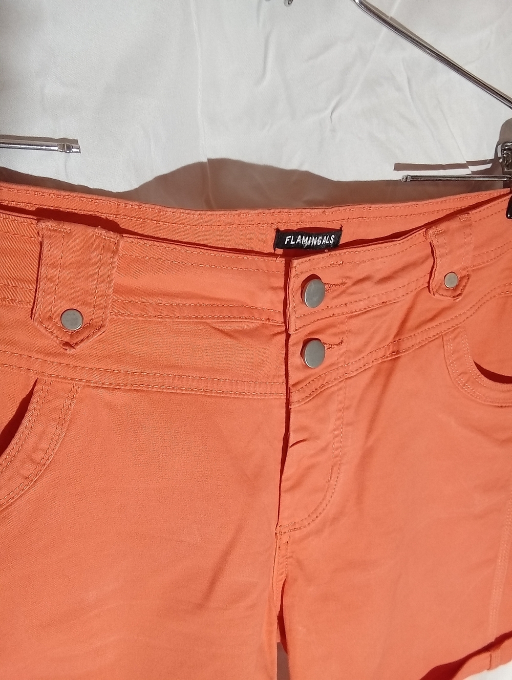 Flamingals Coral Roll-Cuff Women's Bermuda Shorts 2XL - Picture 4 of 5